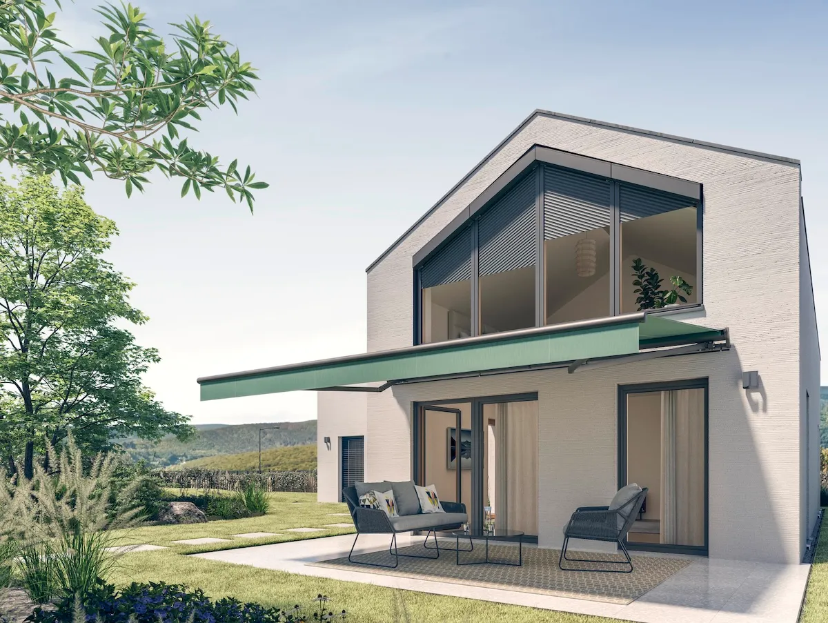 Eine moderne Markise an einem Wohnhaus