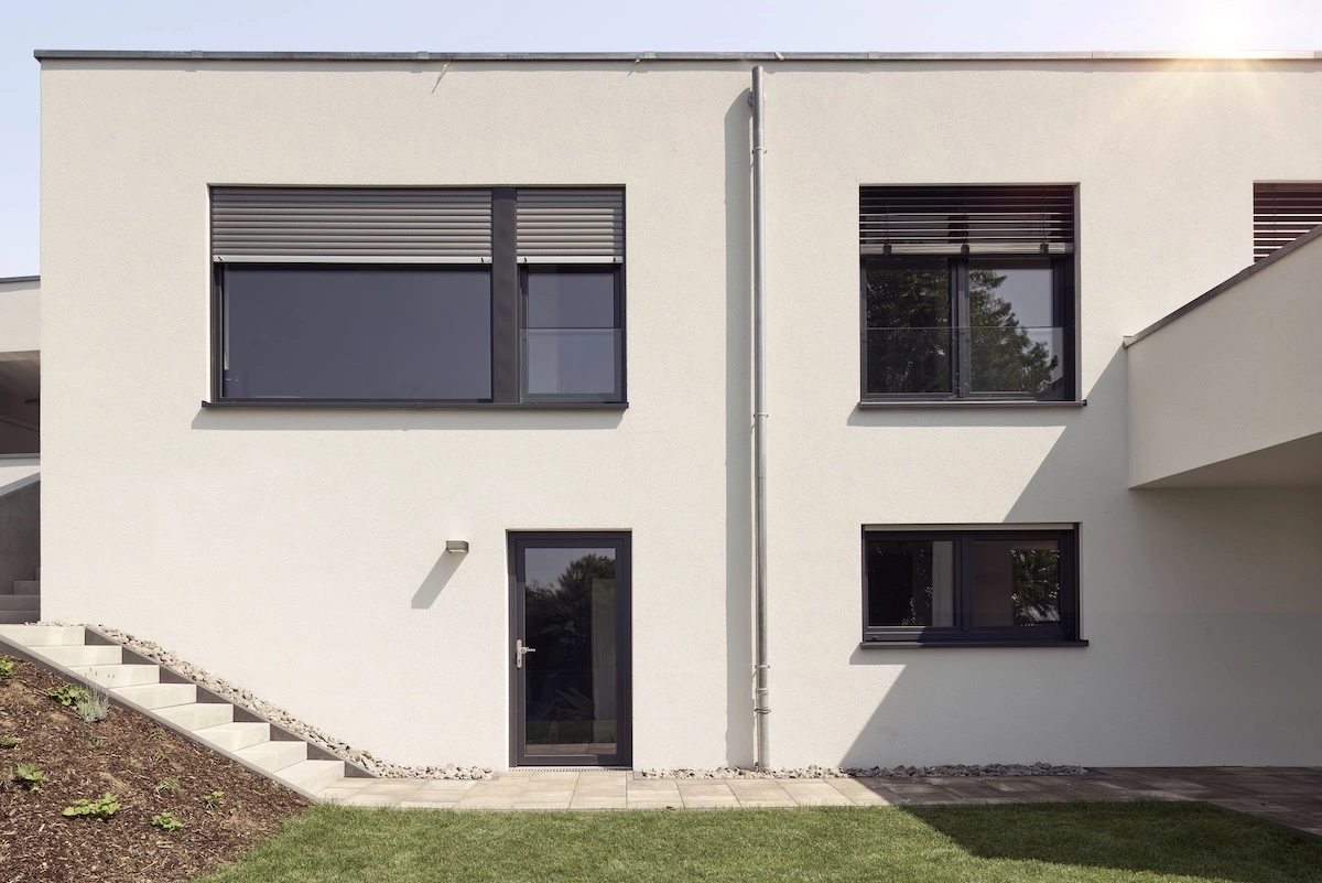 Einfamilienhaus mit Rollläden